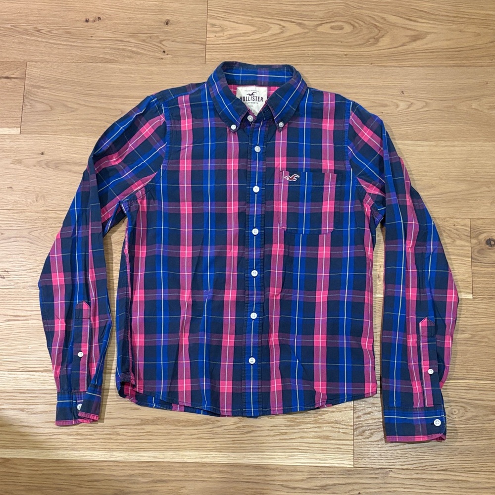 Hollister Men's Blue and Pink Plaid Shirt